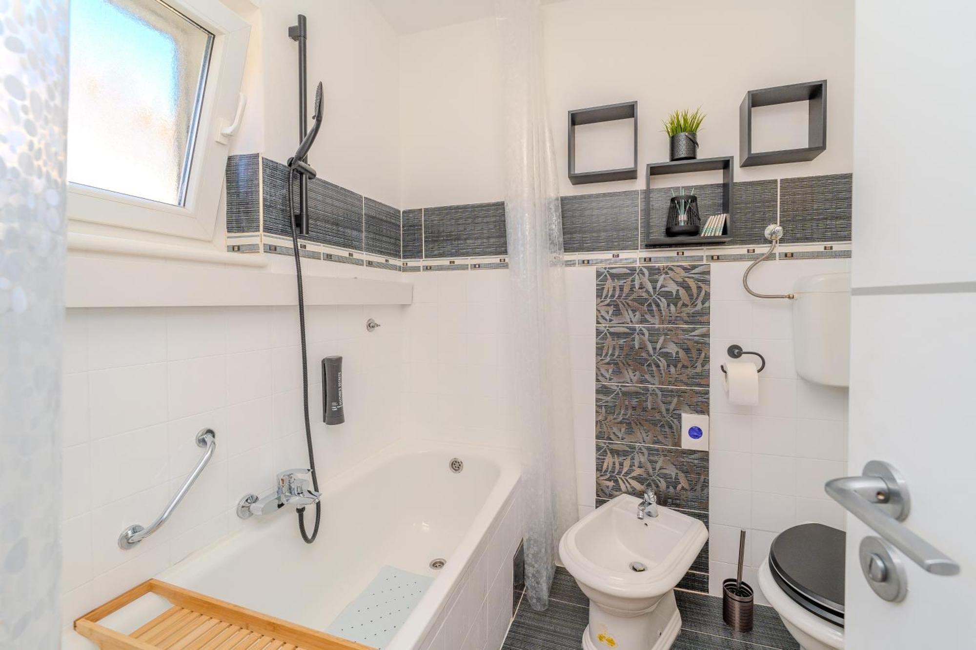 Villa B&D Zadar For The Complete Pleasure Of Vacation !Heated! Private Pool! Green Oasis In The Center Of Zadar, 100M From The Sea Zewnętrze zdjęcie