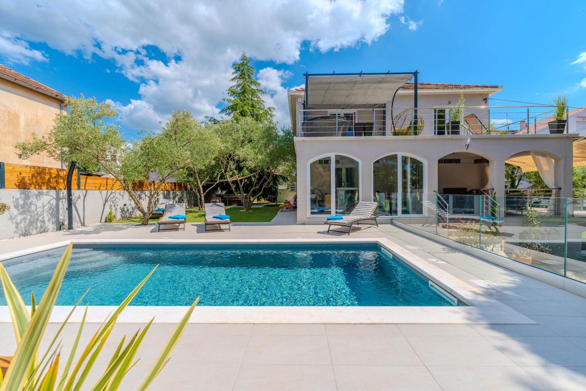 Villa B&D Zadar For The Complete Pleasure Of Vacation !Heated! Private Pool! Green Oasis In The Center Of Zadar, 100M From The Sea Zewnętrze zdjęcie
