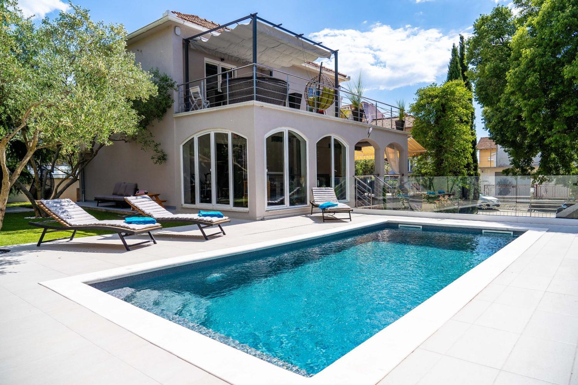 Villa B&D Zadar For The Complete Pleasure Of Vacation !Heated! Private Pool! Green Oasis In The Center Of Zadar, 100M From The Sea Zewnętrze zdjęcie